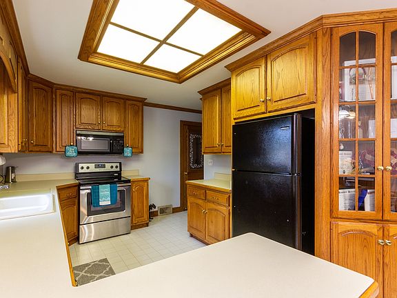 5th image of 1000 Alann Dr
