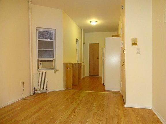 3rd image of 347 E 61st St APT 3FE