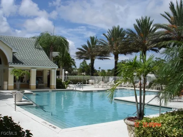 12571 Equestrian Cir APT 902, Fort Myers, FL 33907