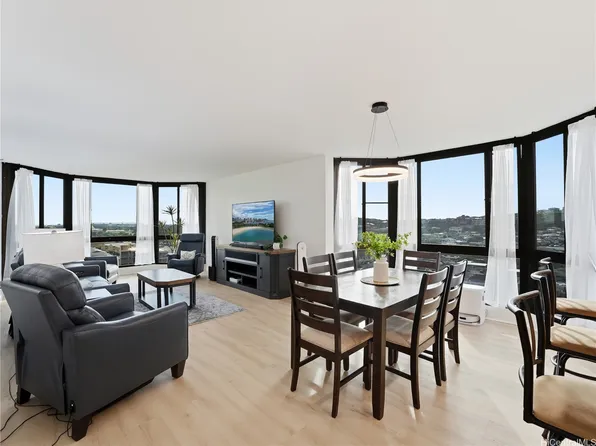 5080 Likini St APT 1213, Honolulu, HI 96818