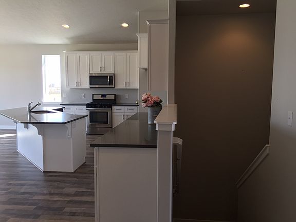 5th image of 1557 S 270 E #41