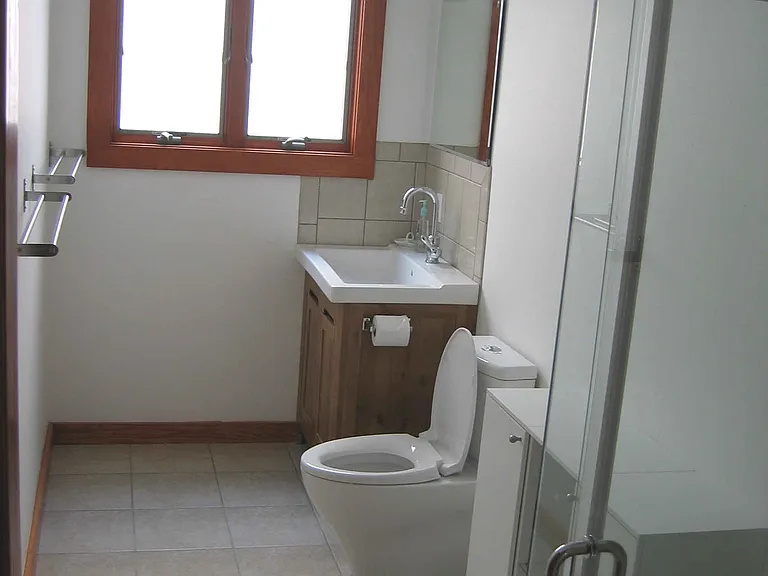 2472B Virginia St — Photo 2