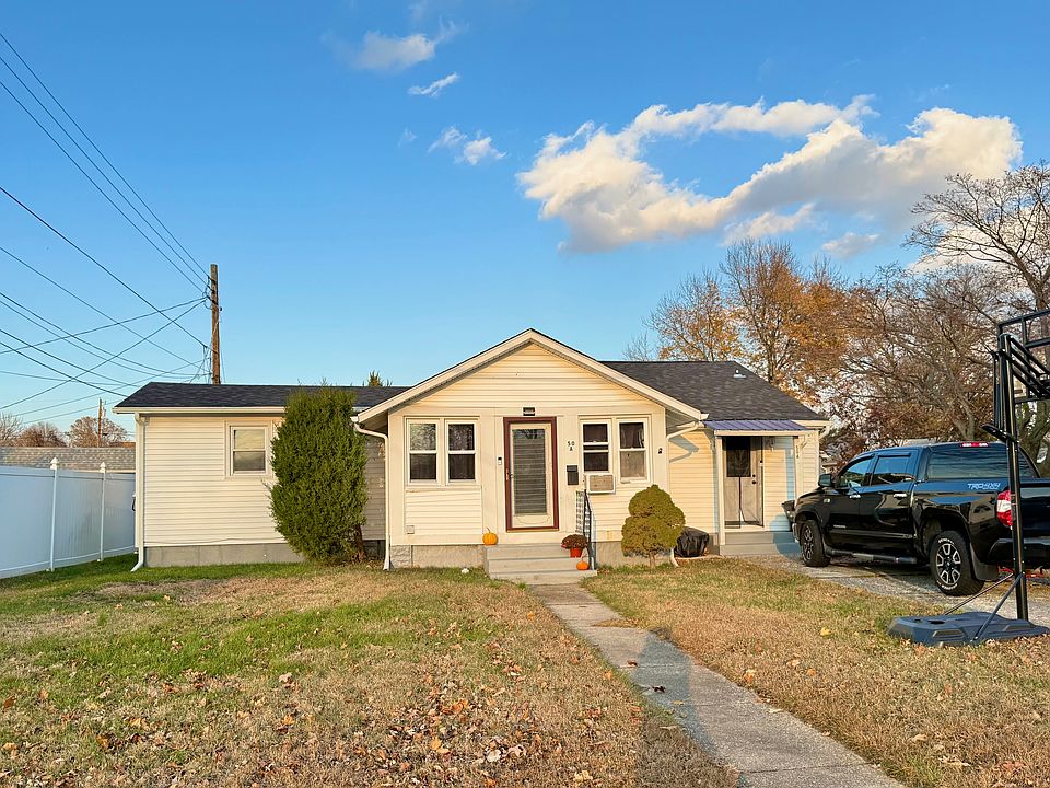 Unit B that is available is the back part of the duplex--Door to the Right
