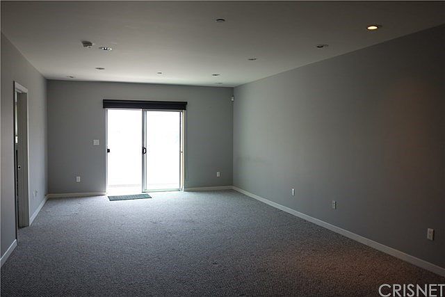 1st image of 159 W Green St Unit 509A