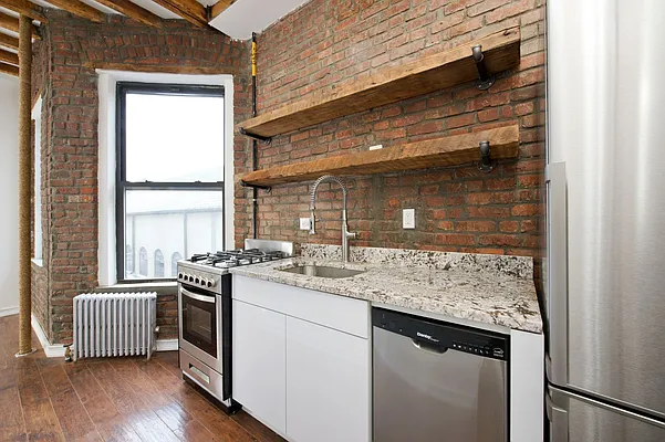 Rented by WRE Group | media 26