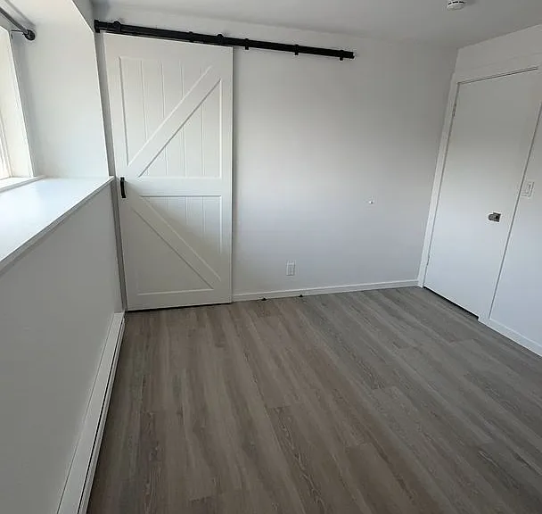 600 N B St — Photo 2