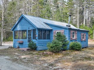 19 Camp Rd, Albany, NH 03818