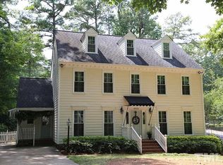 5833 Hedgemoor Dr, Raleigh, NC 27612