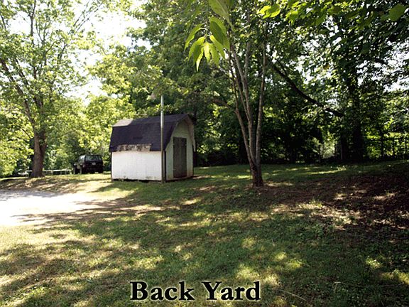 4th image of 321 Westwood Dr