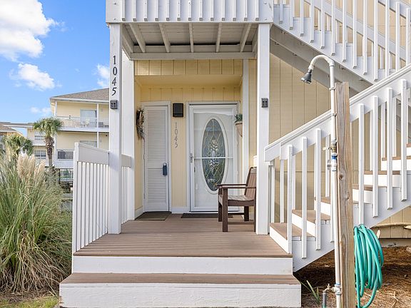 2nd image of 775 Gulf Shore Dr Unit 1045