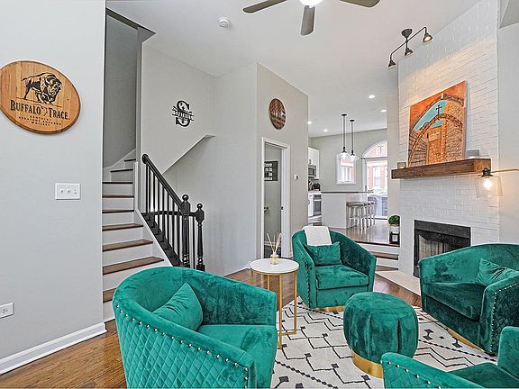 4th image of 1806 S Calumet Ave #1806