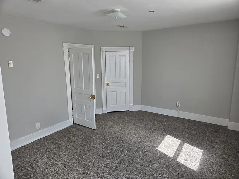 823B Pierce St #A — Photo 13