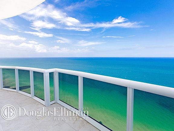 5th image of 18101 Collins Ave #5309