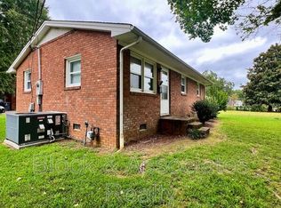 616 Fairview St, Kernersville, NC 27284