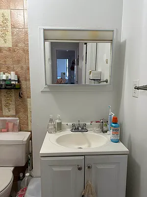 Rented by Frank Valvo Real Estate | media 16