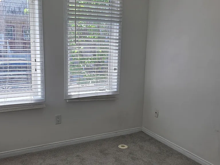 65 Turntable Cres #88 — Photo 21