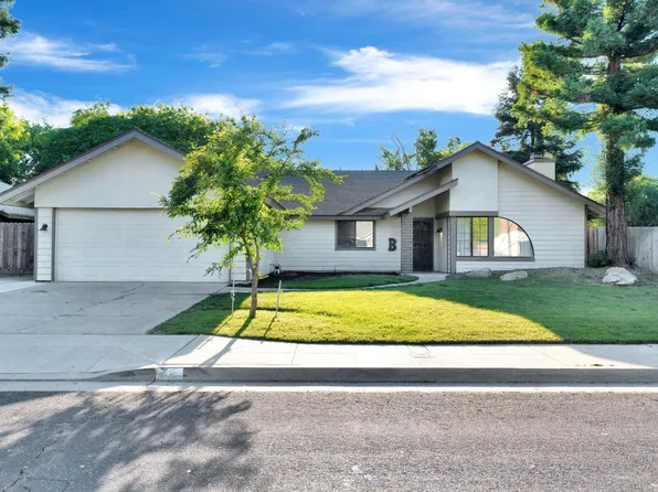 42 McKelvy Ave, Clovis, CA 93611