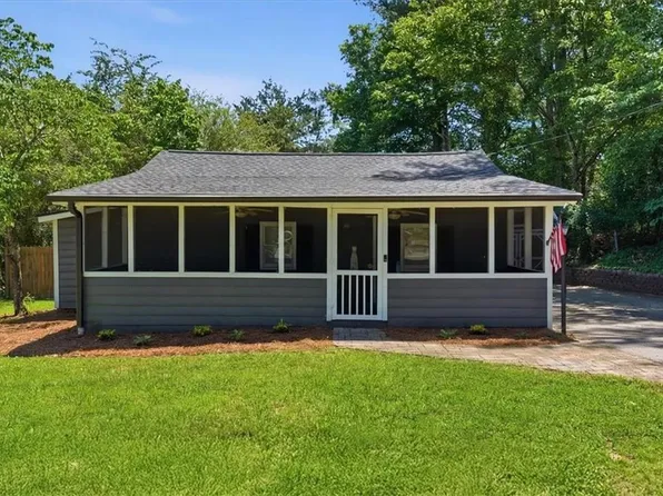 31 Davis Mill Rd N, Dallas, GA 30157