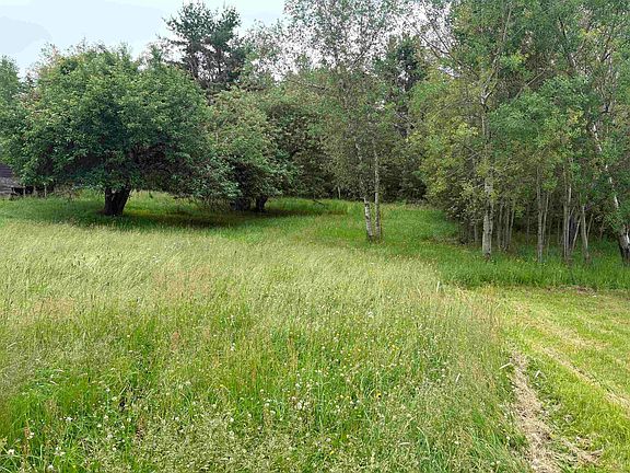 3rd image of 28 Priestville Loop