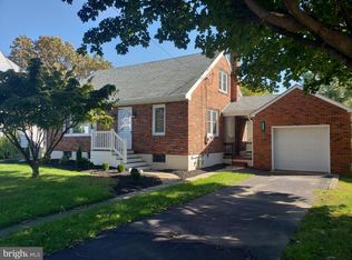 217 S 9th St, Quakertown, PA 18951