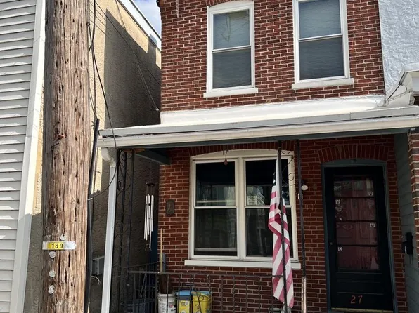 27 W 3rd St, Marcus Hook, PA 19061