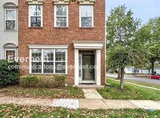 43559 Mink Meadows St, Chantilly, VA 20152