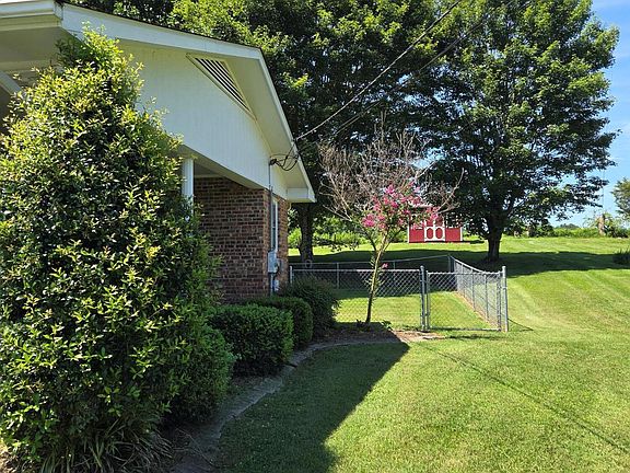 4th image of 130 Unaka Subdivision Rd