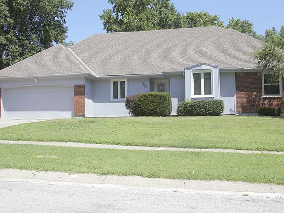 2nd image of 7704 E 127th Pl