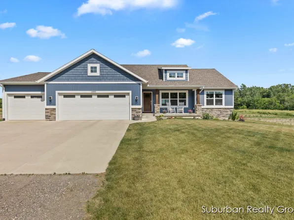 12660 8th Ave NW, Grand Rapids, MI 49534