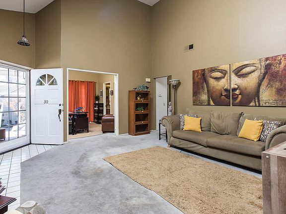 5th image of 26125 McBean Pkwy Unit 32