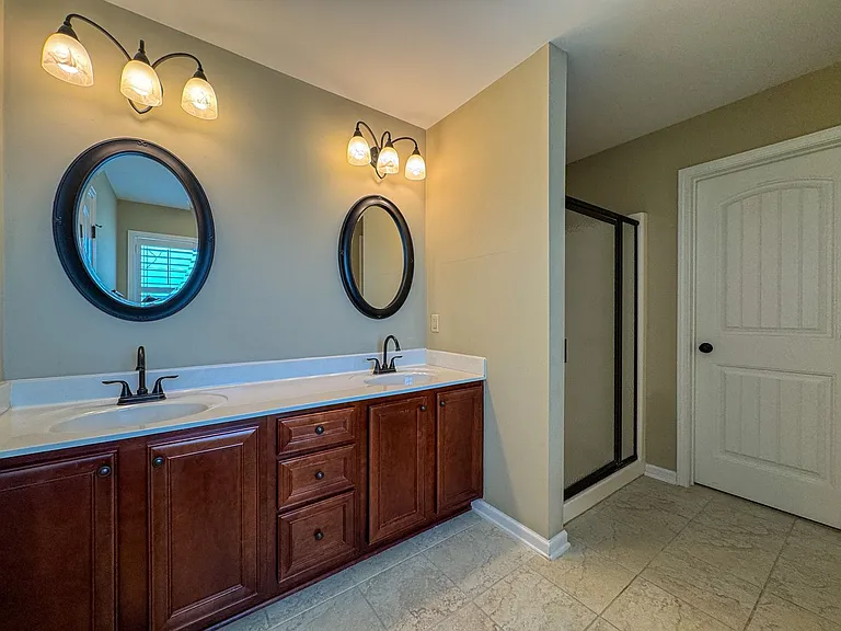2900 Blackwater Ct — Photo 14