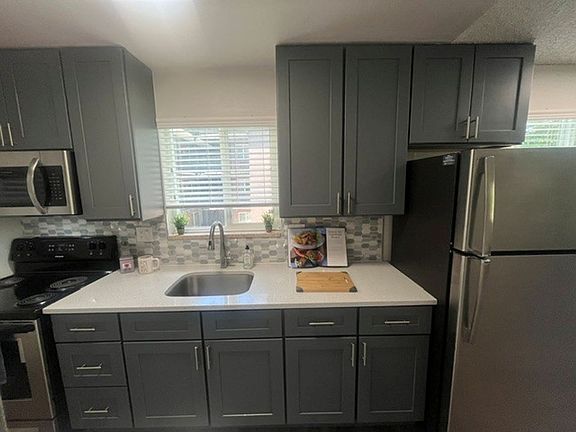 3rd image of 3535 S Clarkson St #401