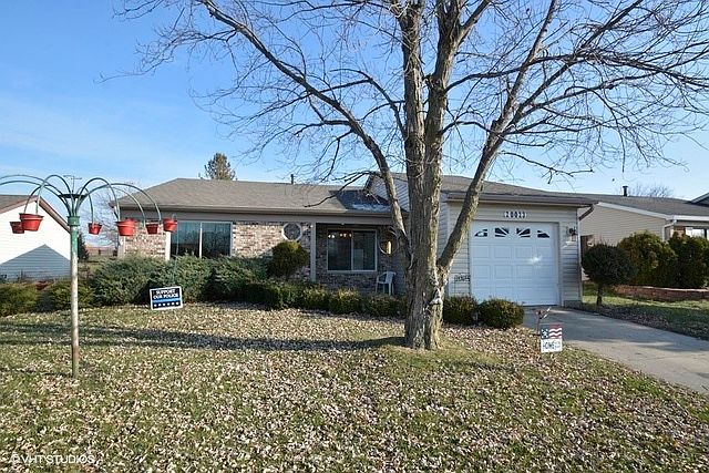 1st image of 20023 S Graceland Ln