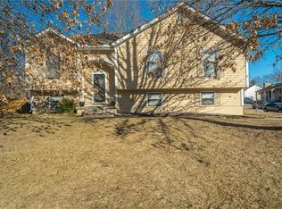 22002 W 64th Ter, Shawnee, KS 66226