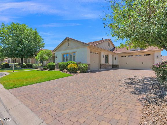 5th image of 21933 E PICKETT Court