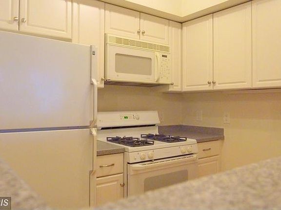 4th image of 1645 International Dr Unit 327