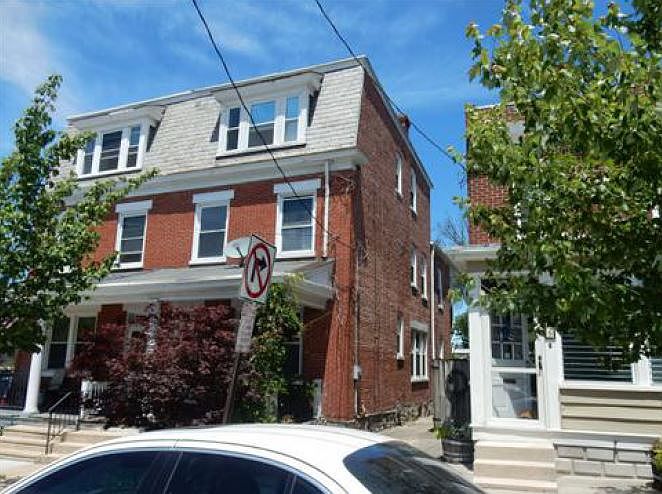 2nd image of 517 4th St