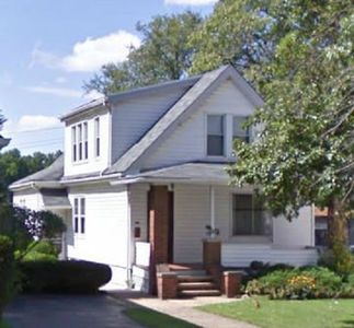 3982 E 52nd St, Newburgh Heights, OH, 44105