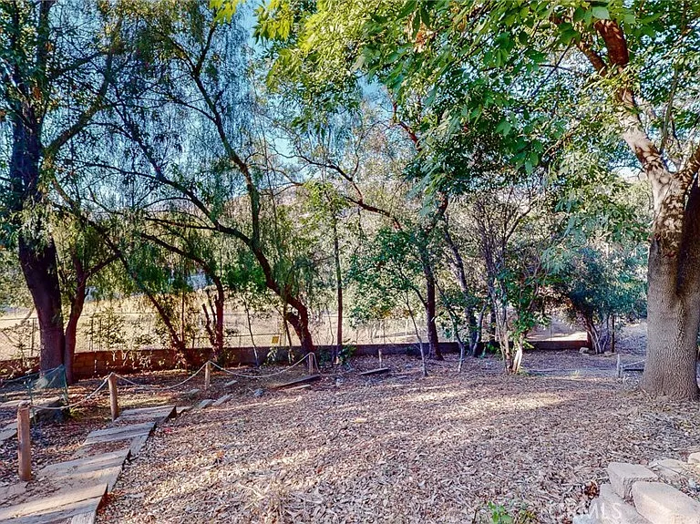 1248 Rocky Rd — Photo 35