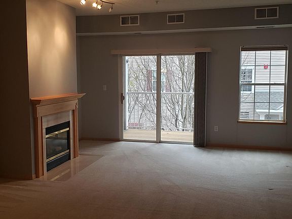 2nd image of 12727 Collegeview Dr