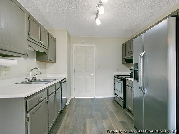 5th image of 5319 Thackeray Dr