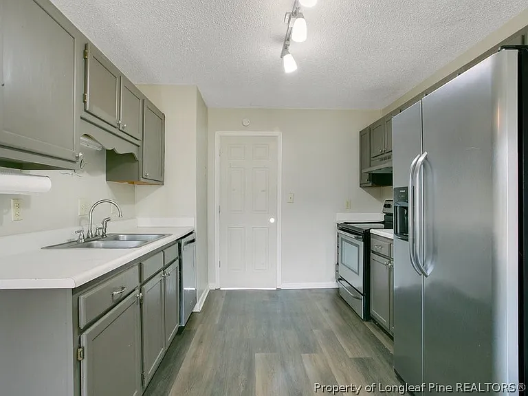 5319 Thackeray Dr — Photo 5