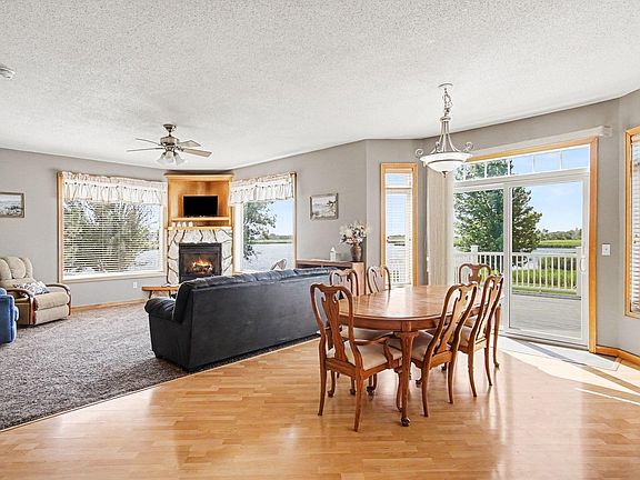 5th image of 122 Lake Shore Dr