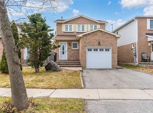 23 Bluesky Cres, Richmond Hill, ON L4C 8J1