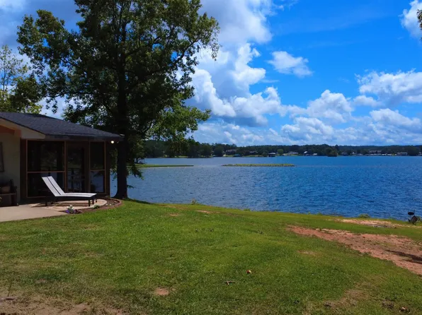 232 Mockingbird Ln, Jacksons Gap, AL 36861