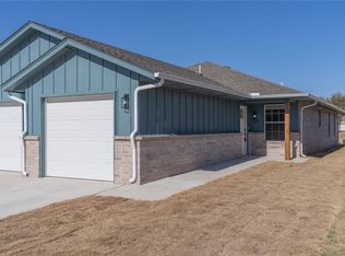 787 NE 4th St, Newcastle, OK 73065