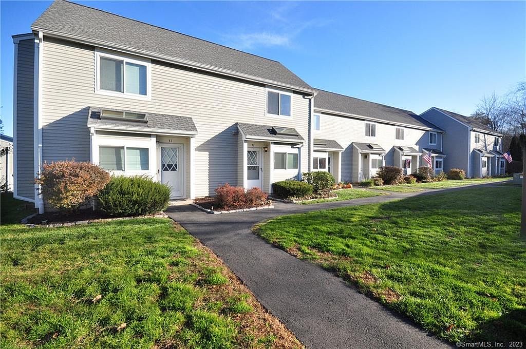 32 Hilltop Dr, Weatogue, CT 06089 Zillow