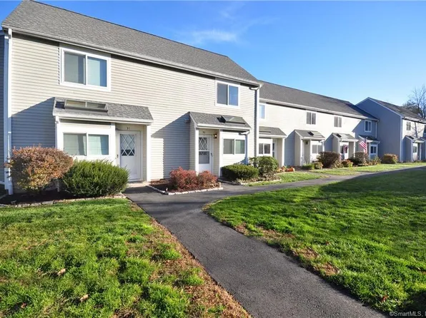 32 Hilltop Drive #32, Simsbury, CT 06089