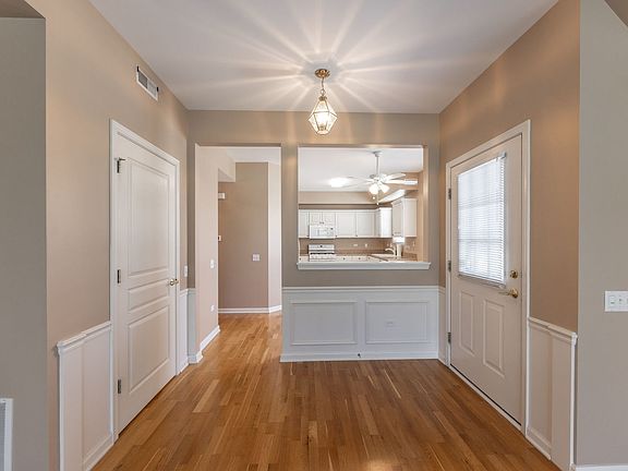 4th image of 13634 Penefield Ln