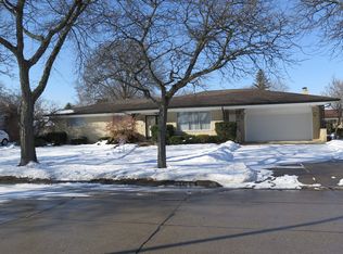 32435 Coventry Pl, Warren, MI 48093